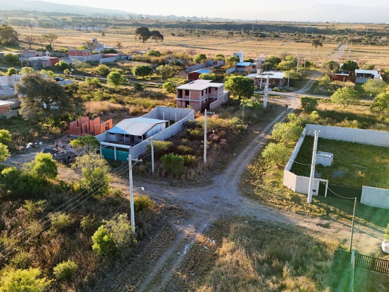 VENTA Lote en Esquina Nuevo Alisos 