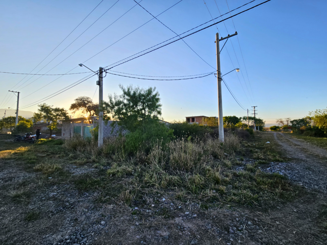 VENTA Lote en Esquina Nuevo Alisos 